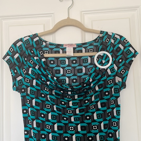 Six Degrees of Separation Cap Sleeve Turquoise Top - Size Small - Picture 2 of 5